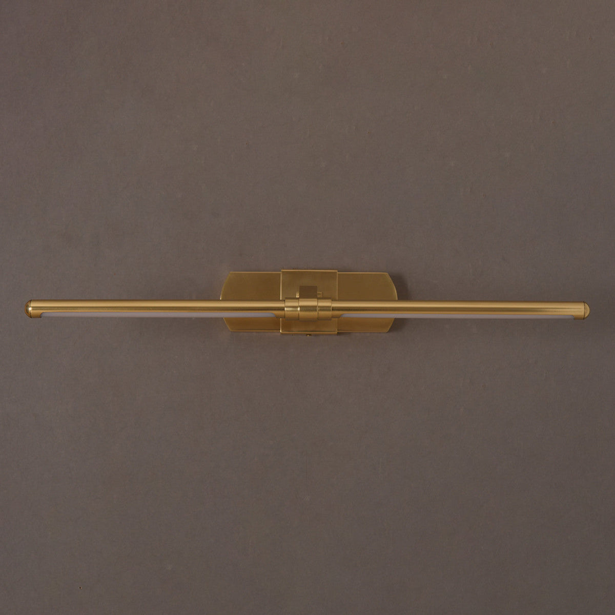 Vivaround Modern Brass Picture Vanity Light 24" — Pamlamp