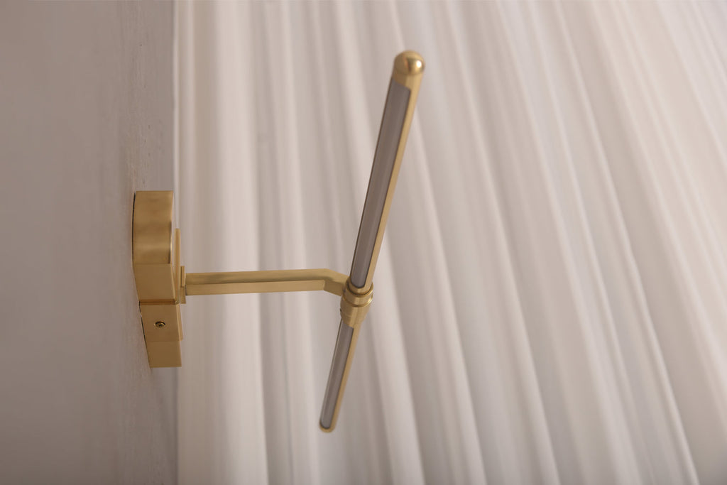 Vivaround Modern Brass Picture Vanity Light 24" — Pamlamp