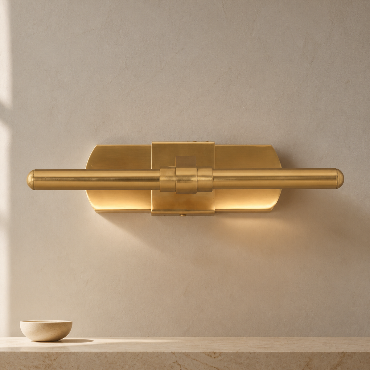 Vivaround Modern Brass Picture Wall Sconce 18" in a warm neutral Pamlamp interior